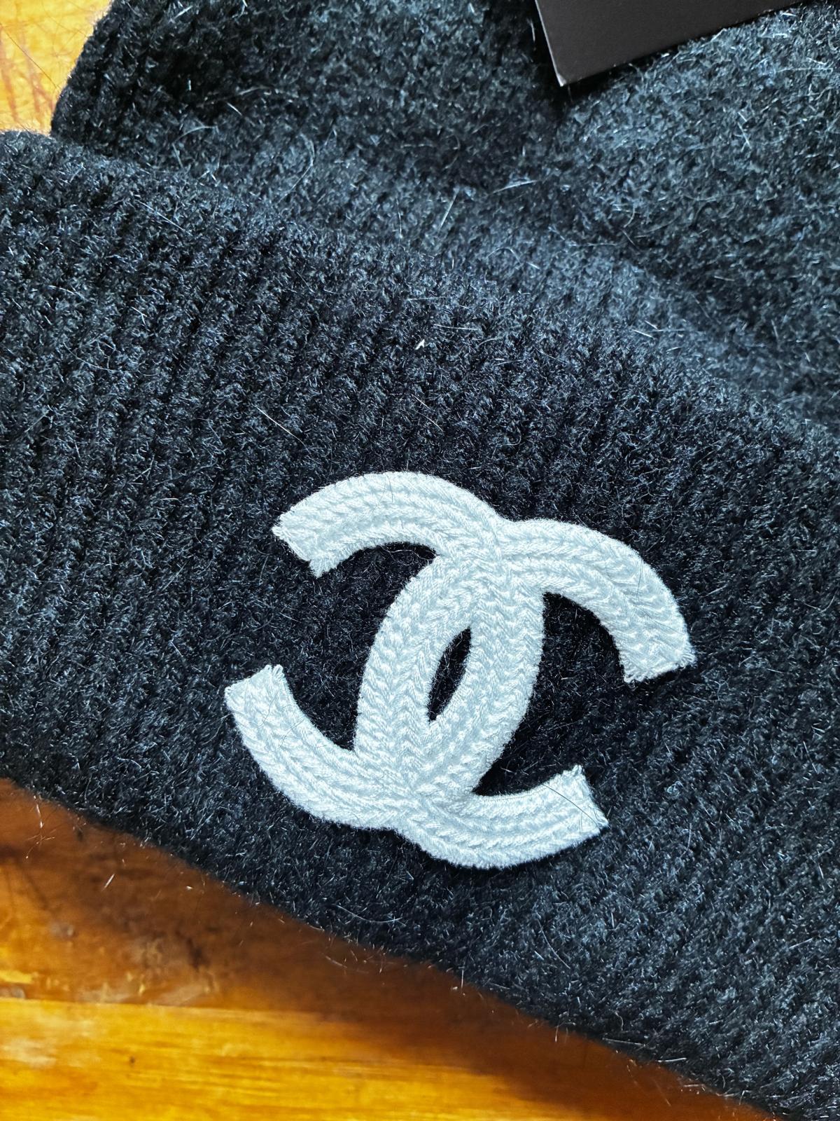 Chanel Beanie x 6 in stock - Miami, Florida - FleaMarketBay