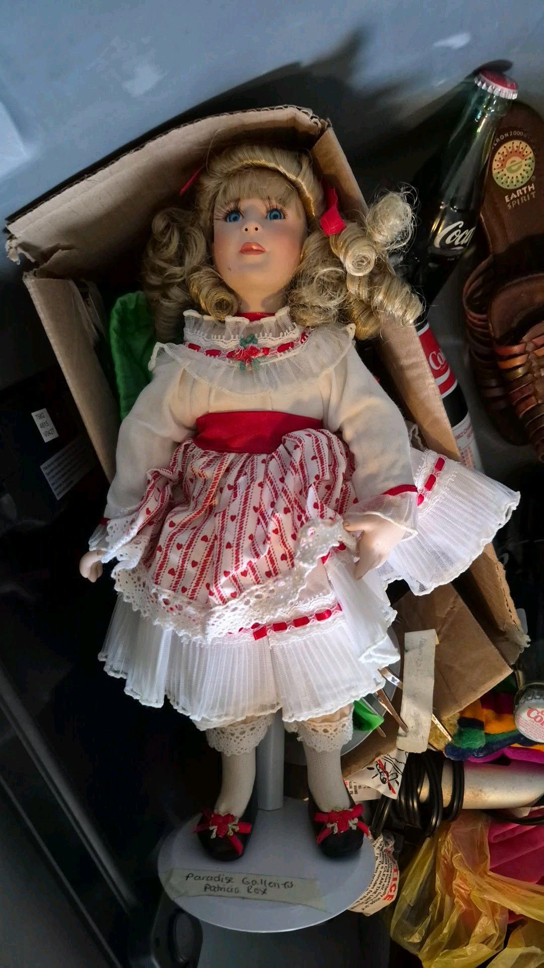 porcelain dolls - Johnstown, Pennsylvania - FleaMarketBay