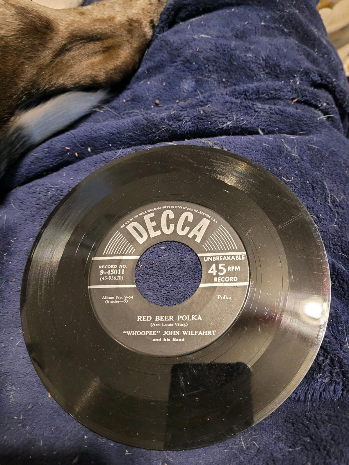 vinyl records Polka music romantic music country music - Blue Earth, Minnesota - FleaMarketBay