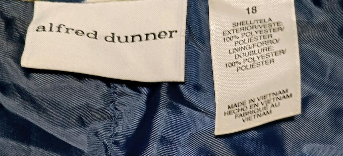 Alfred Dunner floral blazer like new - Laurel, Mississippi - FleaMarketBay