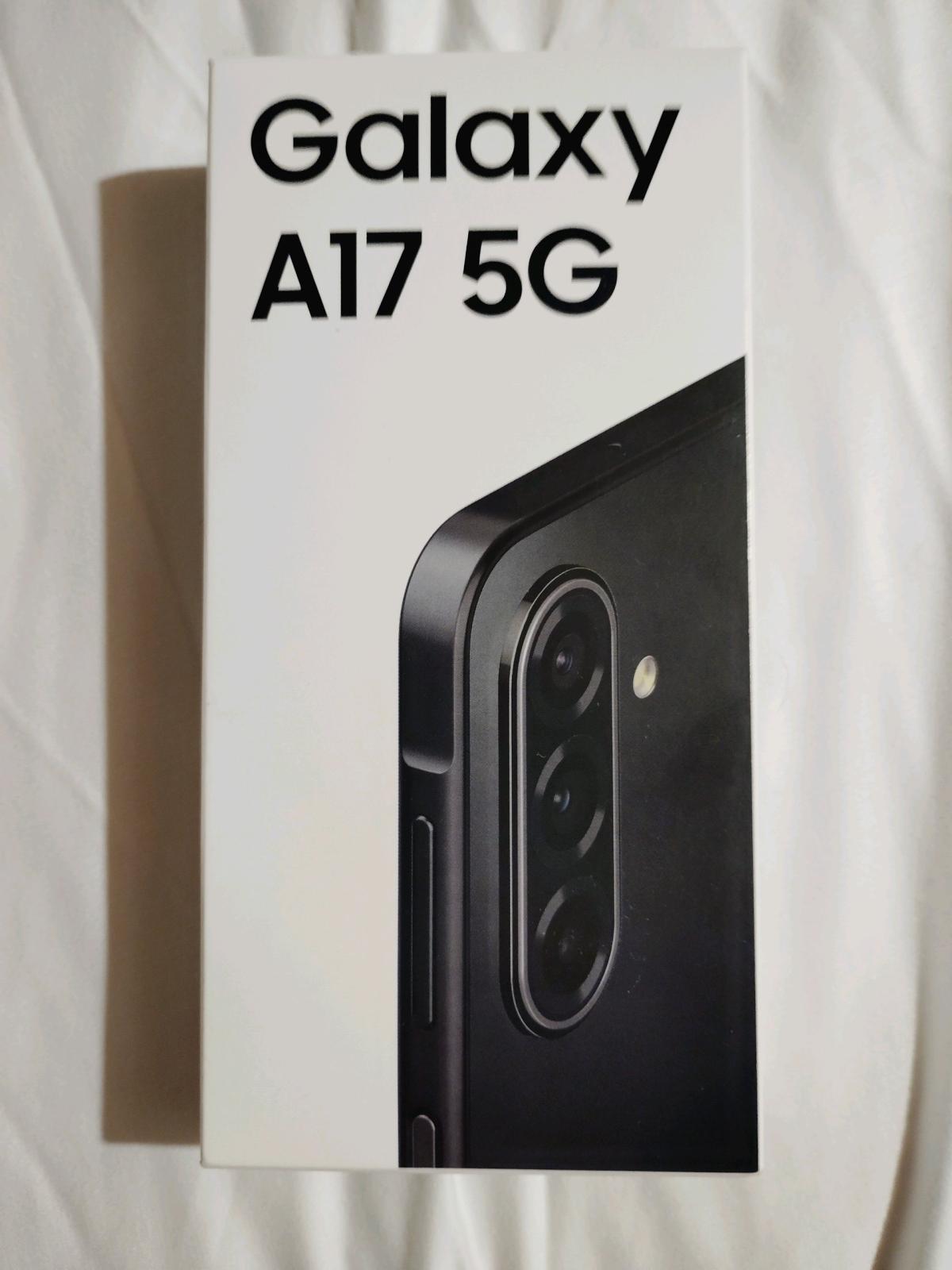 Galaxy A17 5G Cell Phone - Middleburg, Florida - FleaMarketBay