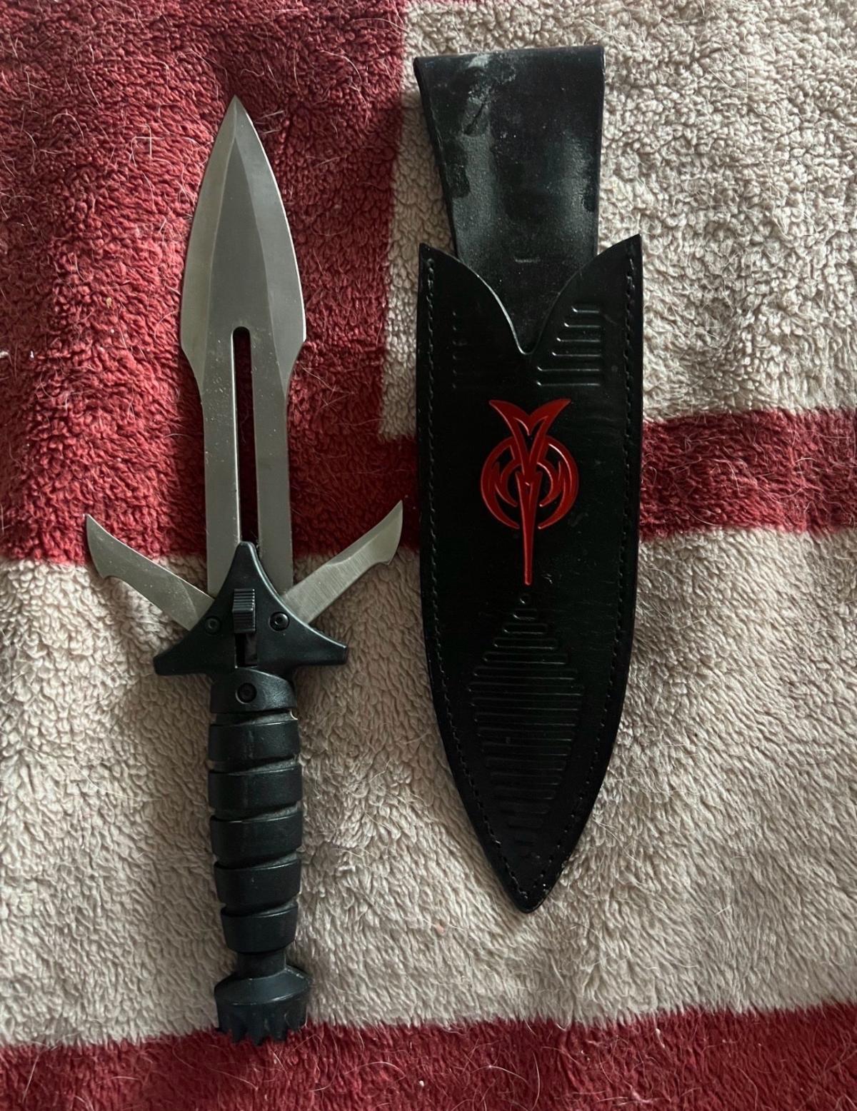 Star Trek Klingon DK Tahg Prop Dagger W Sheath - Phoenix, Arizona - FleaMarketBay