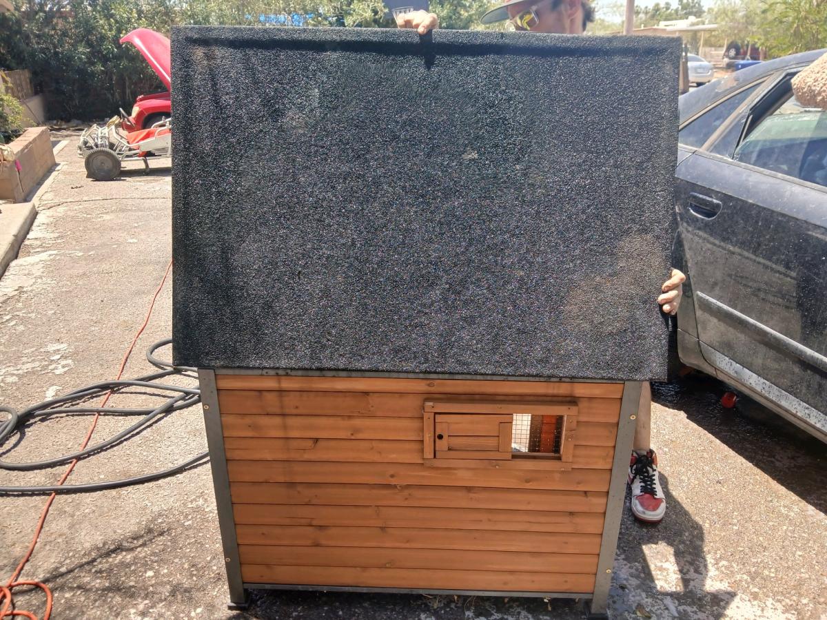 Wooden Outdoor Dog House with Metal frame - Tucson, Arizona - FleaMarketBay