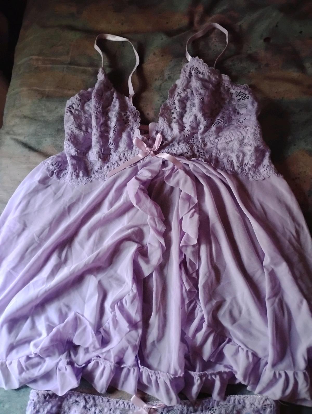 A Brand New Two Piece Purple lingerie outfit - Swansea, South Carolina - FleaMarketBay