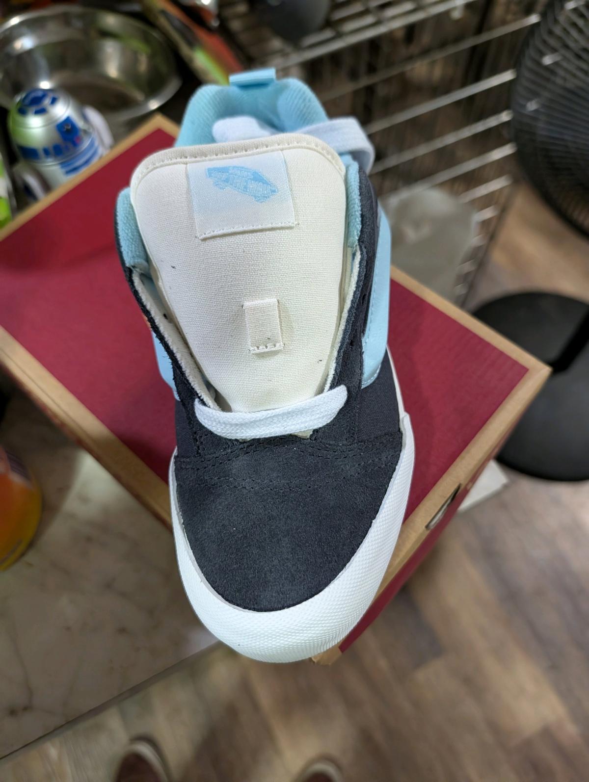 Vans Knu Skool shoes - Dallas, Oregon - FleaMarketBay