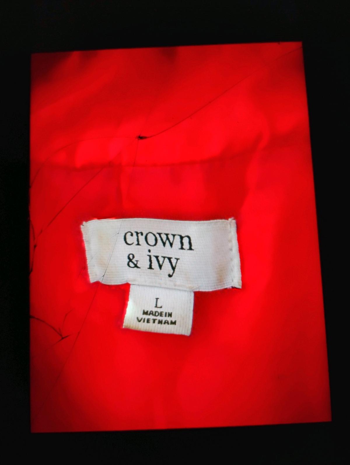 A Nice New Pink Vest with Pockets - Swansea, South Carolina - FleaMarketBay