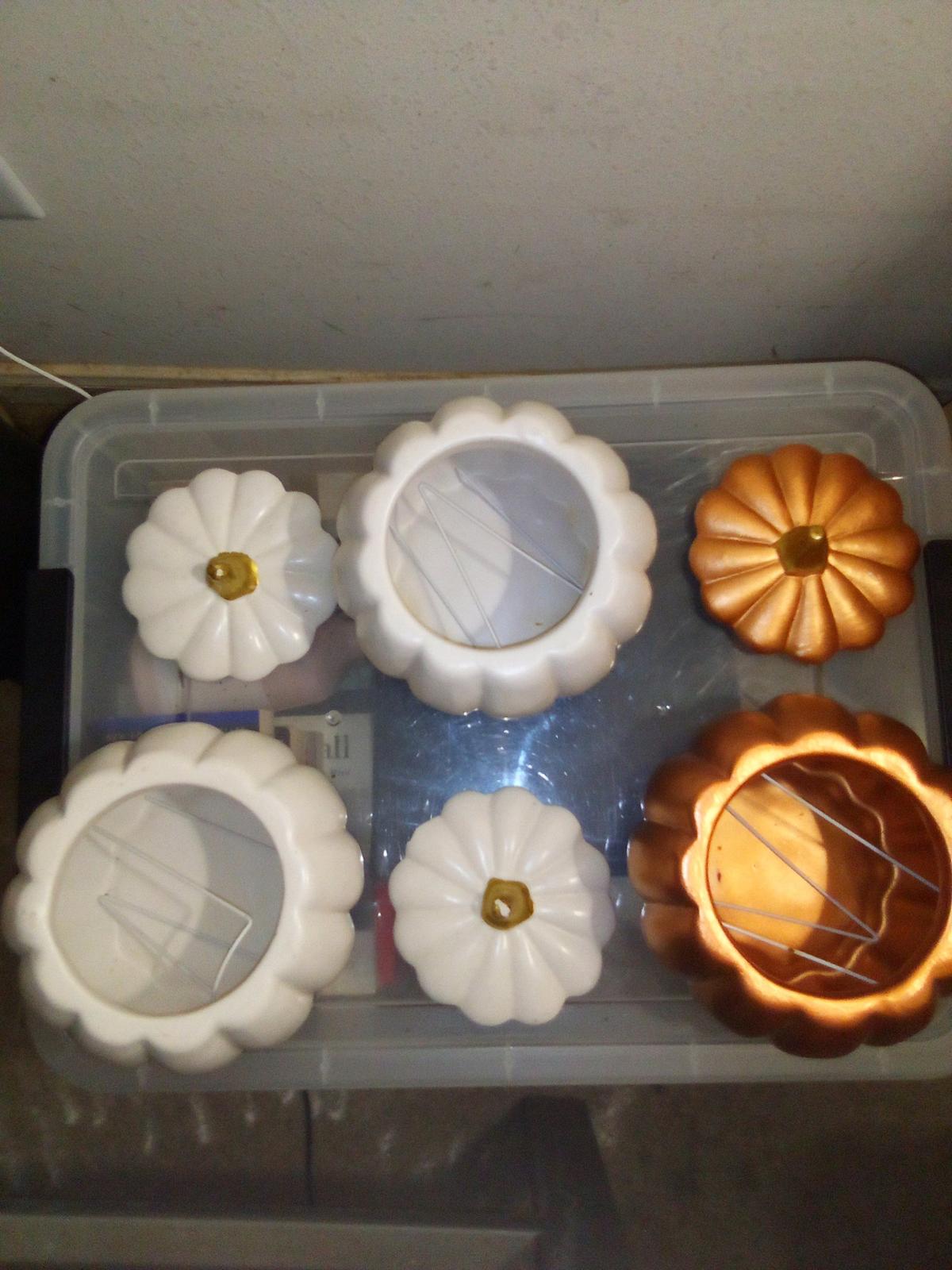 holiday pumpkins great anytime of the year - Sugar Land, Texas - FleaMarketBay