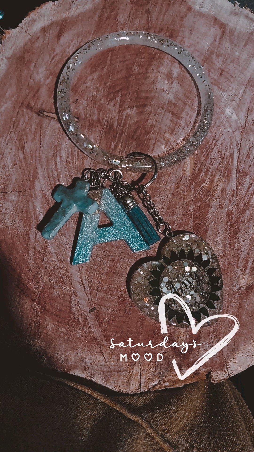 Handcrafted Resin Keychains - Coldwater, Mississippi - FleaMarketBay