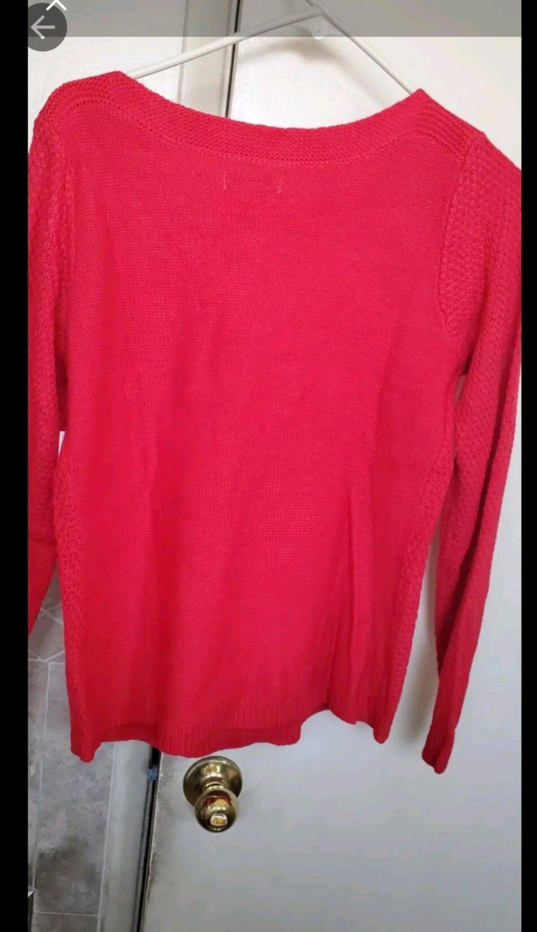 sweaters sm - Downey, California - FleaMarketBay