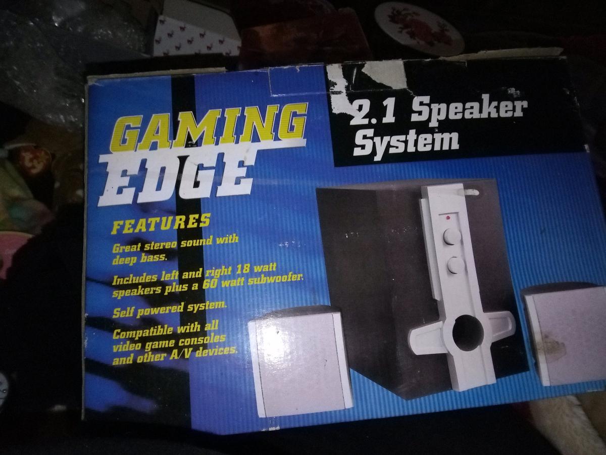 vintage gaming edge speaker system new in box - Hayward, California - FleaMarketBay