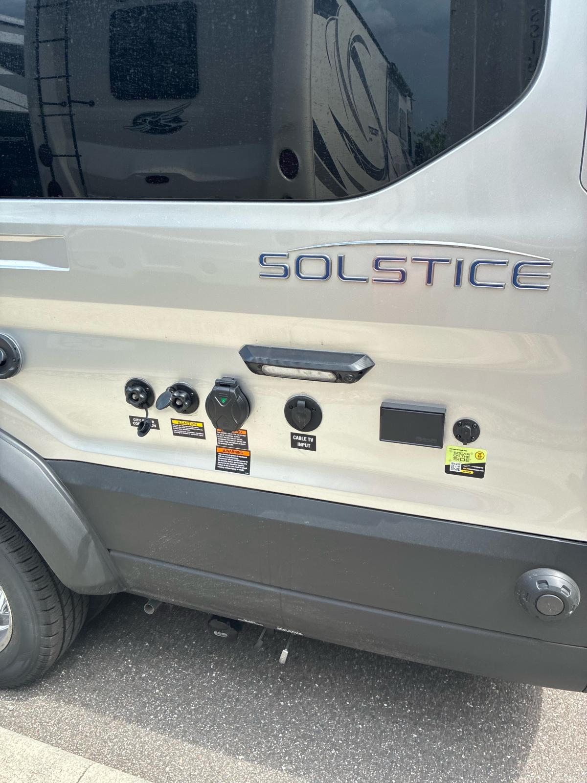 2027 Jayco Solstice 21T - Tampa, Florida - FleaMarketBay