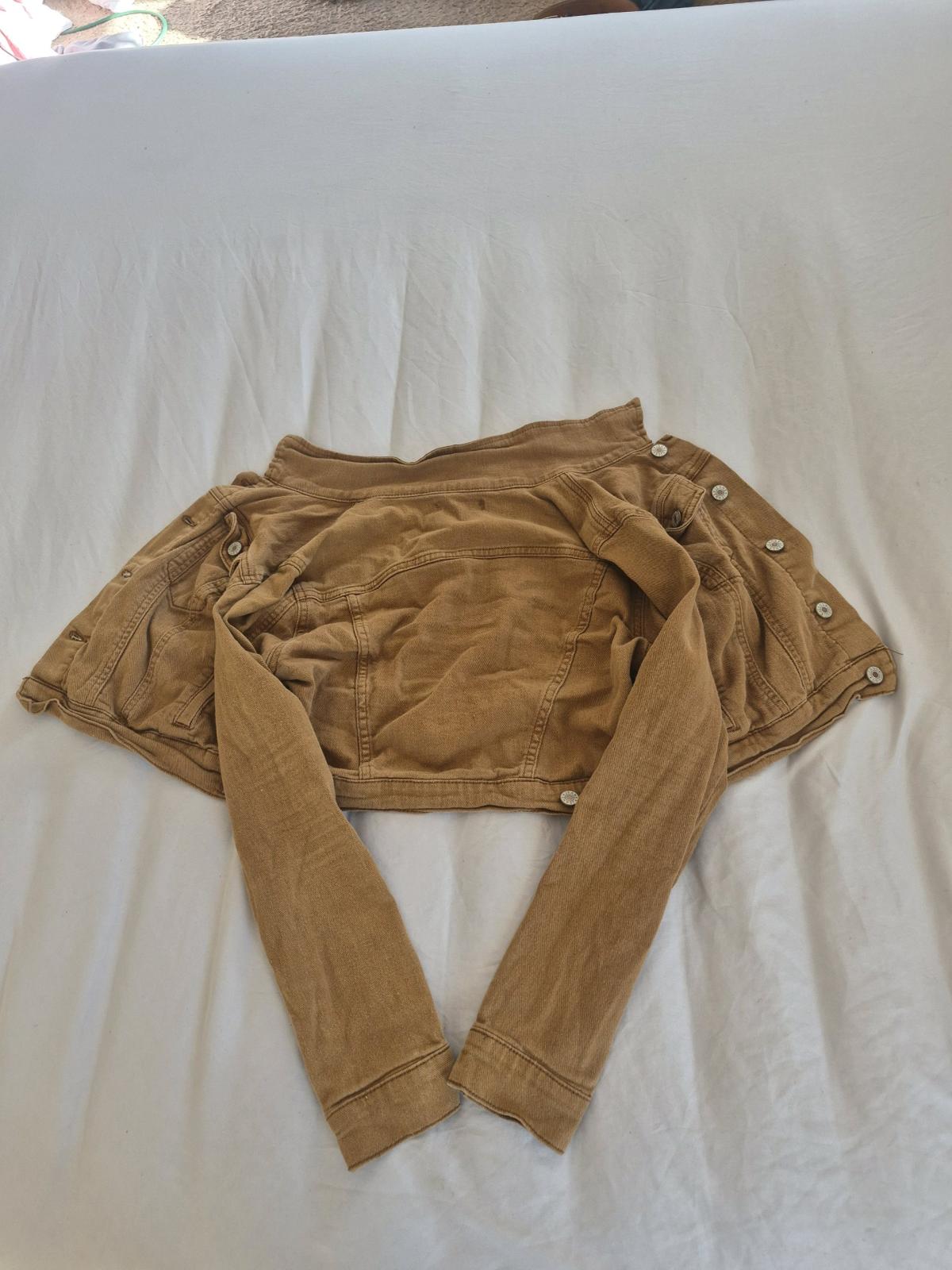 Luvamia Brown Cropped Denim Jacket Medium - Winston Salem, North Carolina - FleaMarketBay