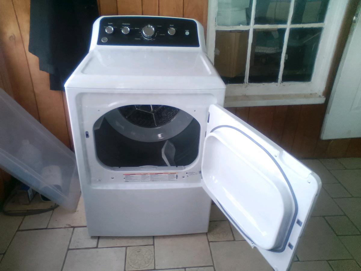GE 7 Cubic Foot Electric Dryer - Liberty, Indiana - FleaMarketBay