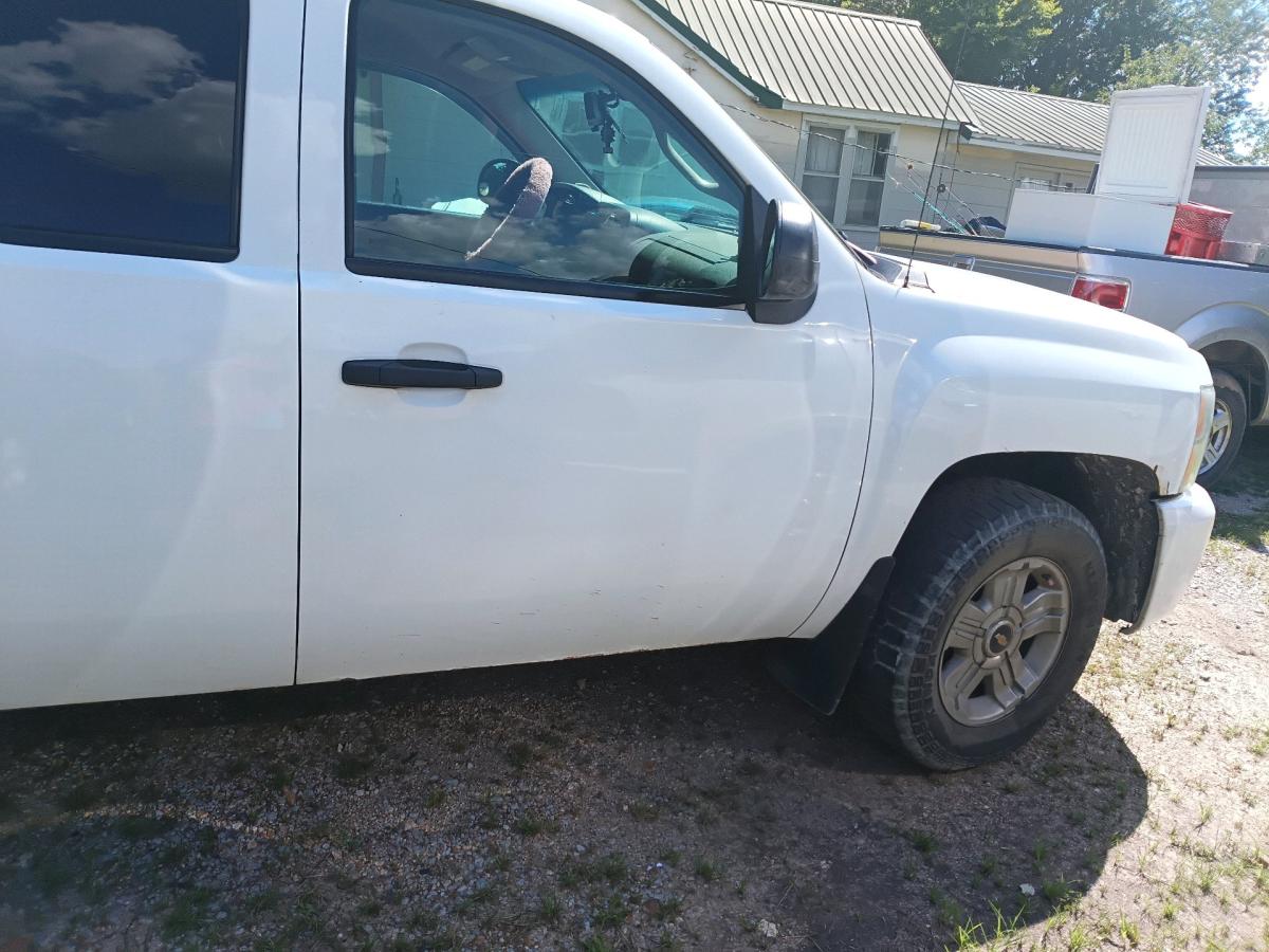 2012 Chevy Silverado 1500 - Alamo, Tennessee - FleaMarketBay