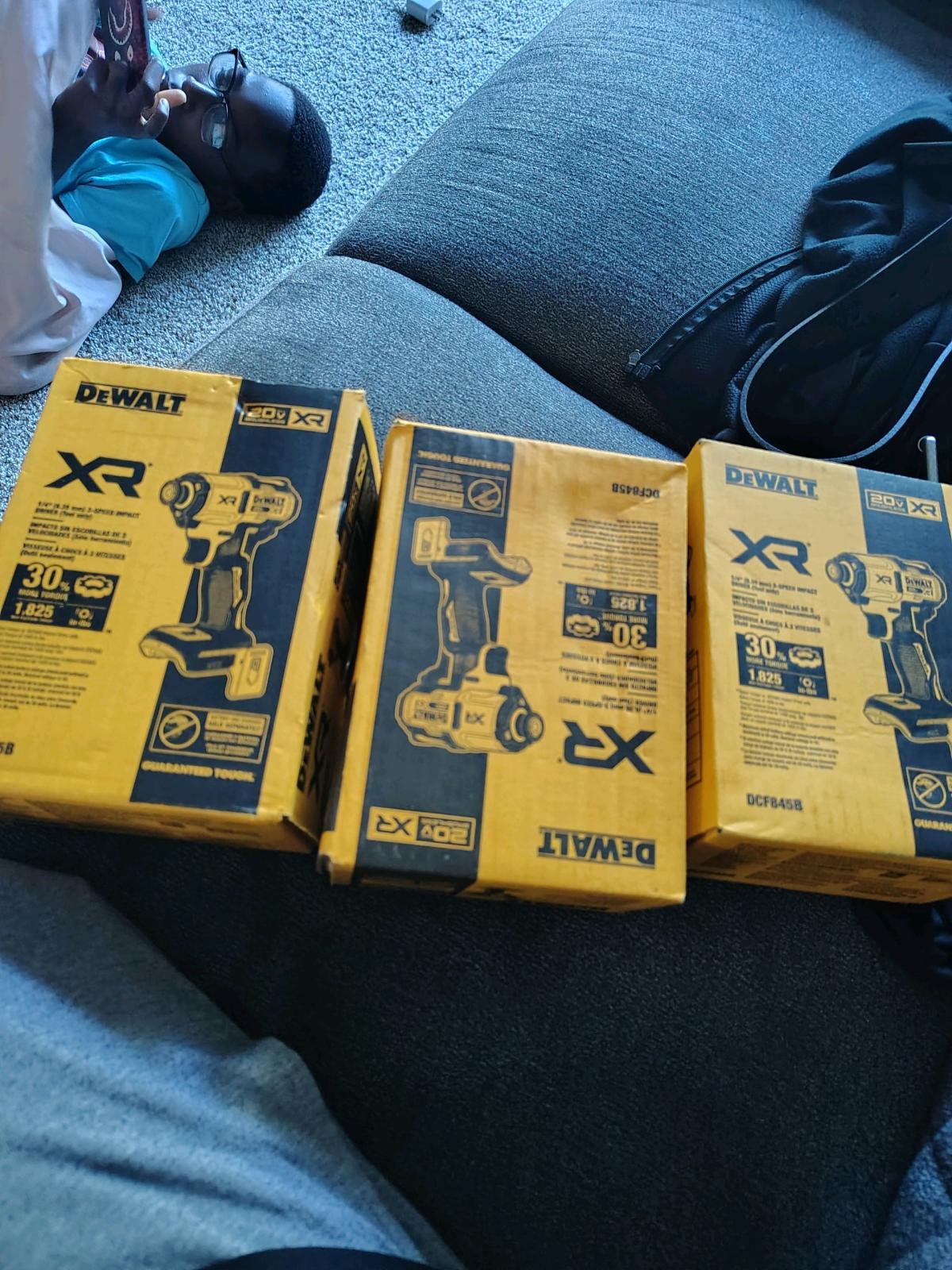Dewalt DCF845B 3Speed Brushless 20V Cordless 14 Impact Drive - Matthews, North Carolina - FleaMarketBay