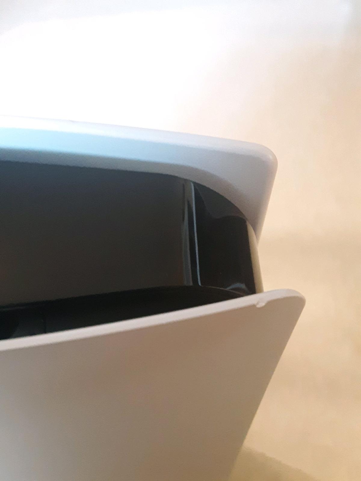 original ps5 need gone ASAP - Elk Point, South Dakota - FleaMarketBay