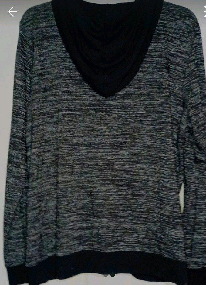Liz Claiborne hooded zip up jacket - Laurel, Mississippi - FleaMarketBay