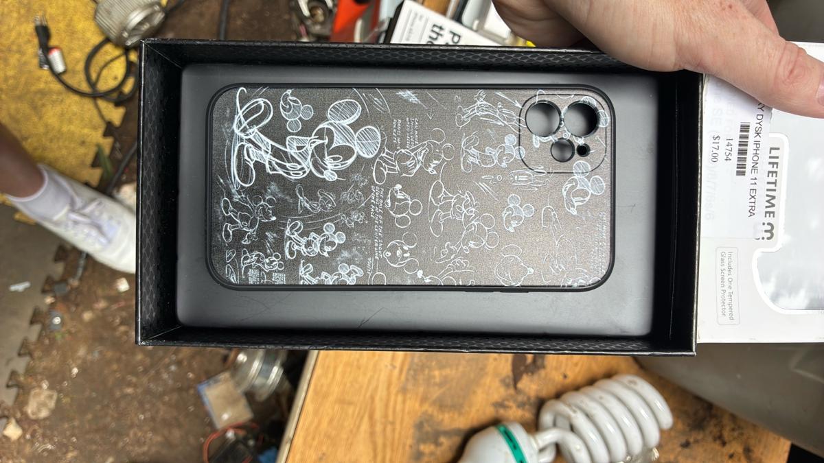 iPhone 11 Cases - Lexington, Kentucky - FleaMarketBay
