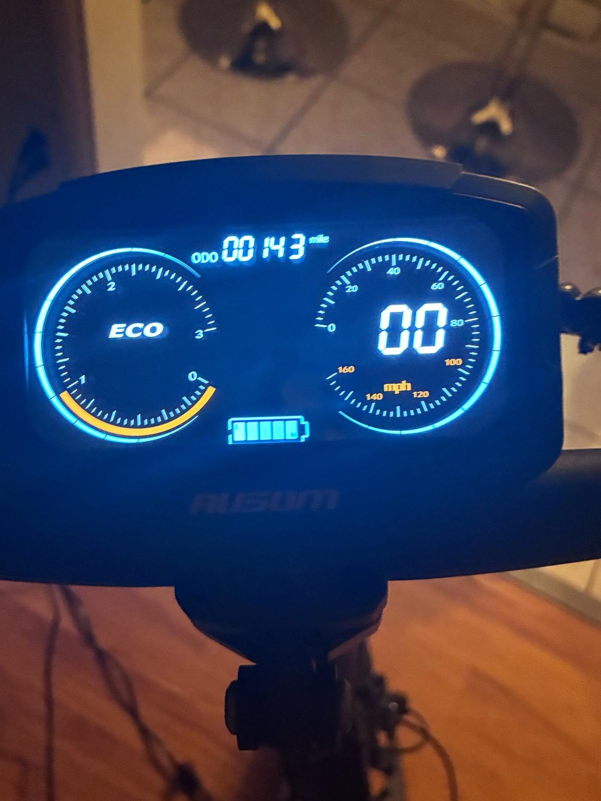 Electric Scooter Ausom Dt2 Pro - Arcadia, California - FleaMarketBay