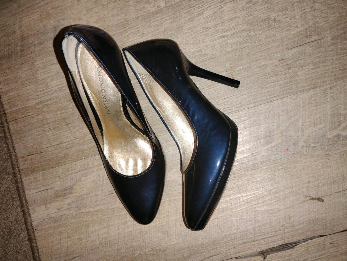 coach DKNY hand bags Antonio Melanie heels size 75 - Tampa, Florida - FleaMarketBay