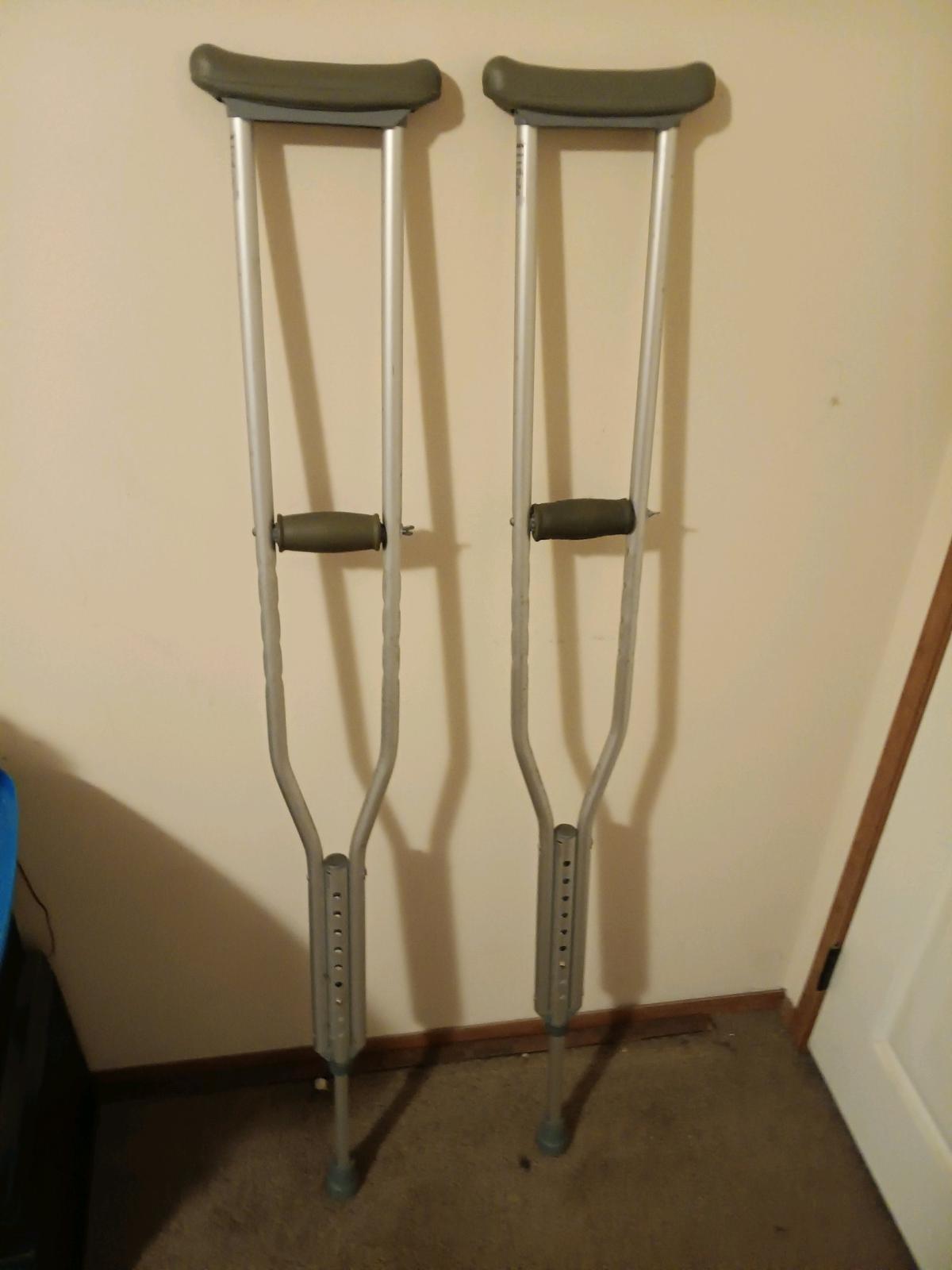 Aluminum Crutches - Brazil, Indiana - FleaMarketBay