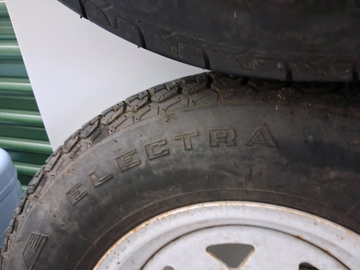 camping travel trailor wheels w rim - Monroe, Michigan - FleaMarketBay