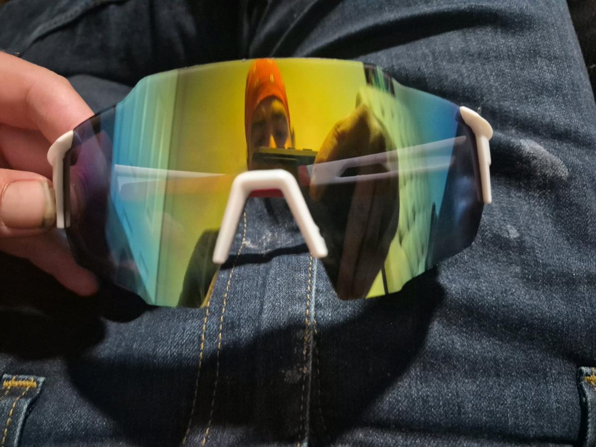 sunglasses - Addy, Washington - FleaMarketBay