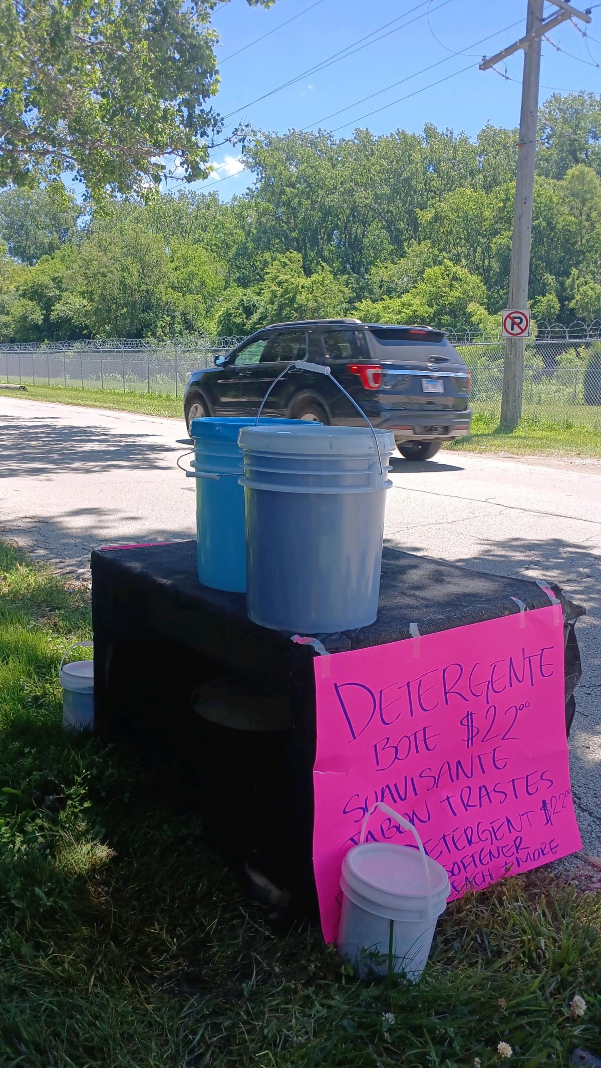 Detergent and softener dish soap in a bucket - Chicago, Illinois - FleaMarketBay