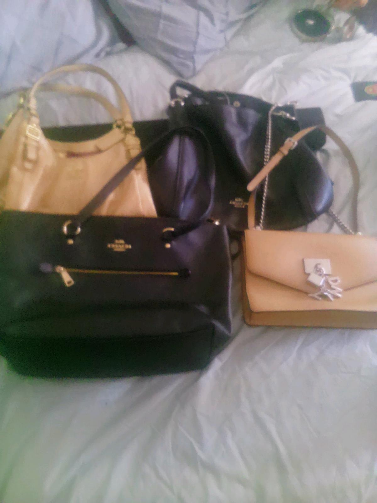 coach DKNY hand bags Antonio Melanie heels size 75 - Tampa, Florida - FleaMarketBay