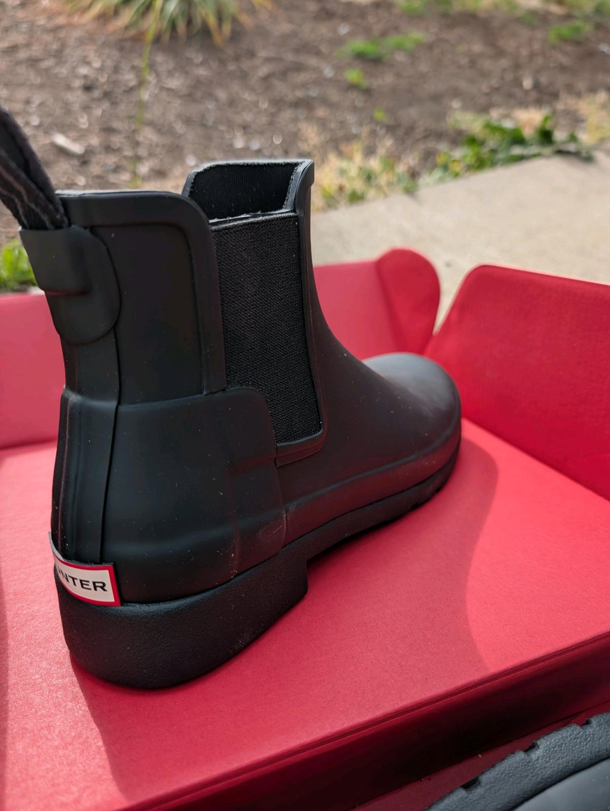 Hunter waterproof Chelsea boot slim fit - Dallas, Oregon - FleaMarketBay