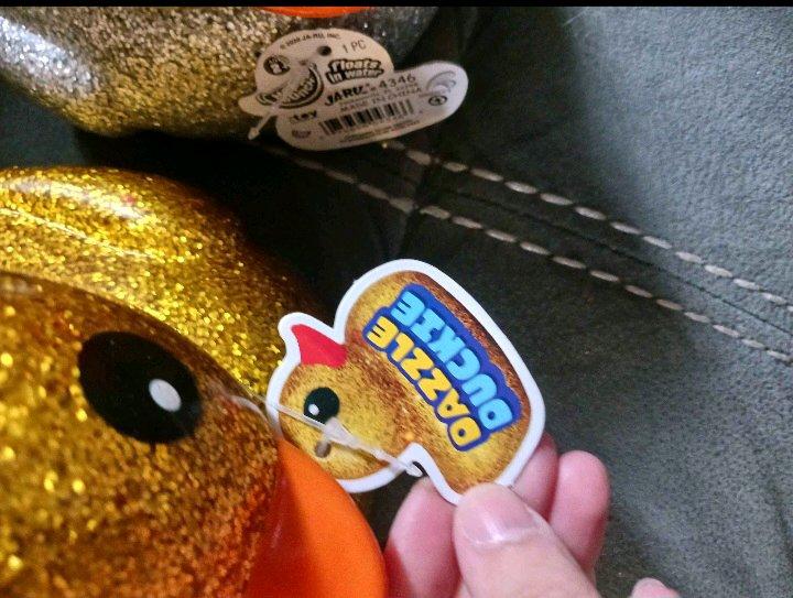 7in Glitter Ducks Pack of 6 - Grand Haven, Michigan - FleaMarketBay