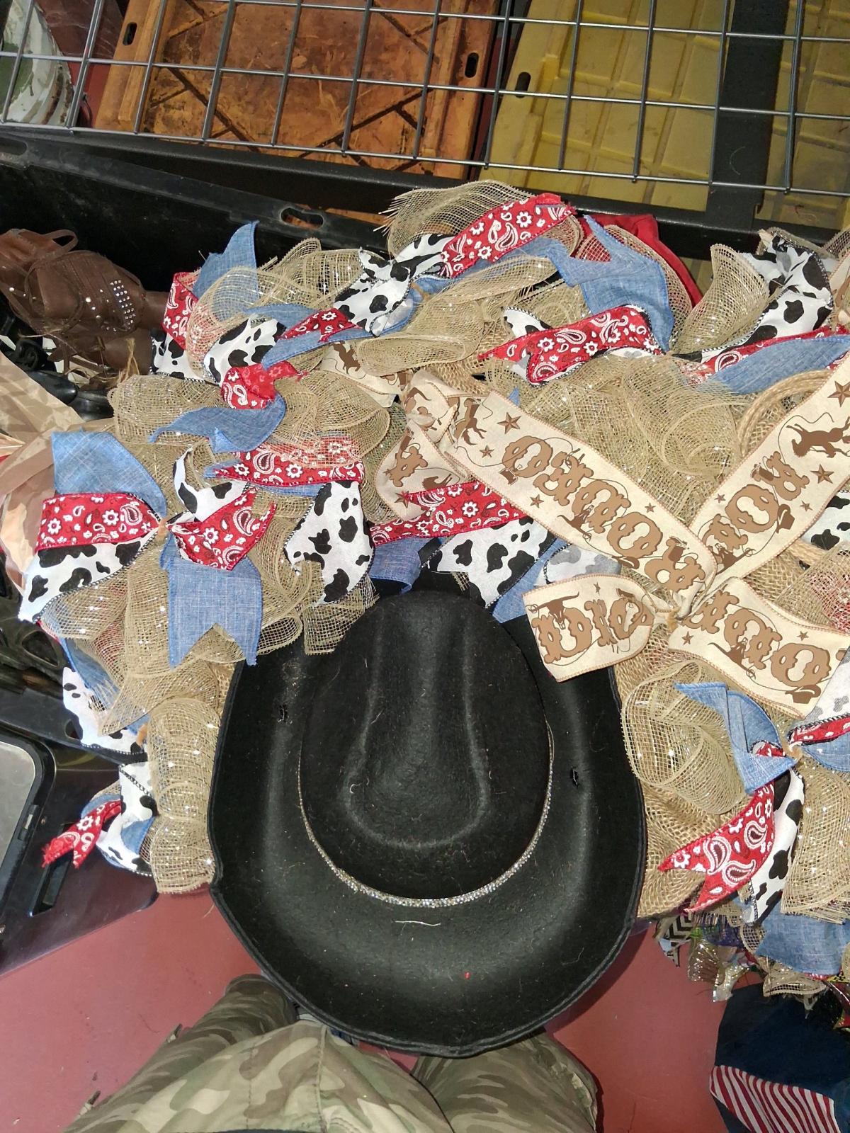 Custom handmade wreaths various styles - Alicia, Arkansas - FleaMarketBay