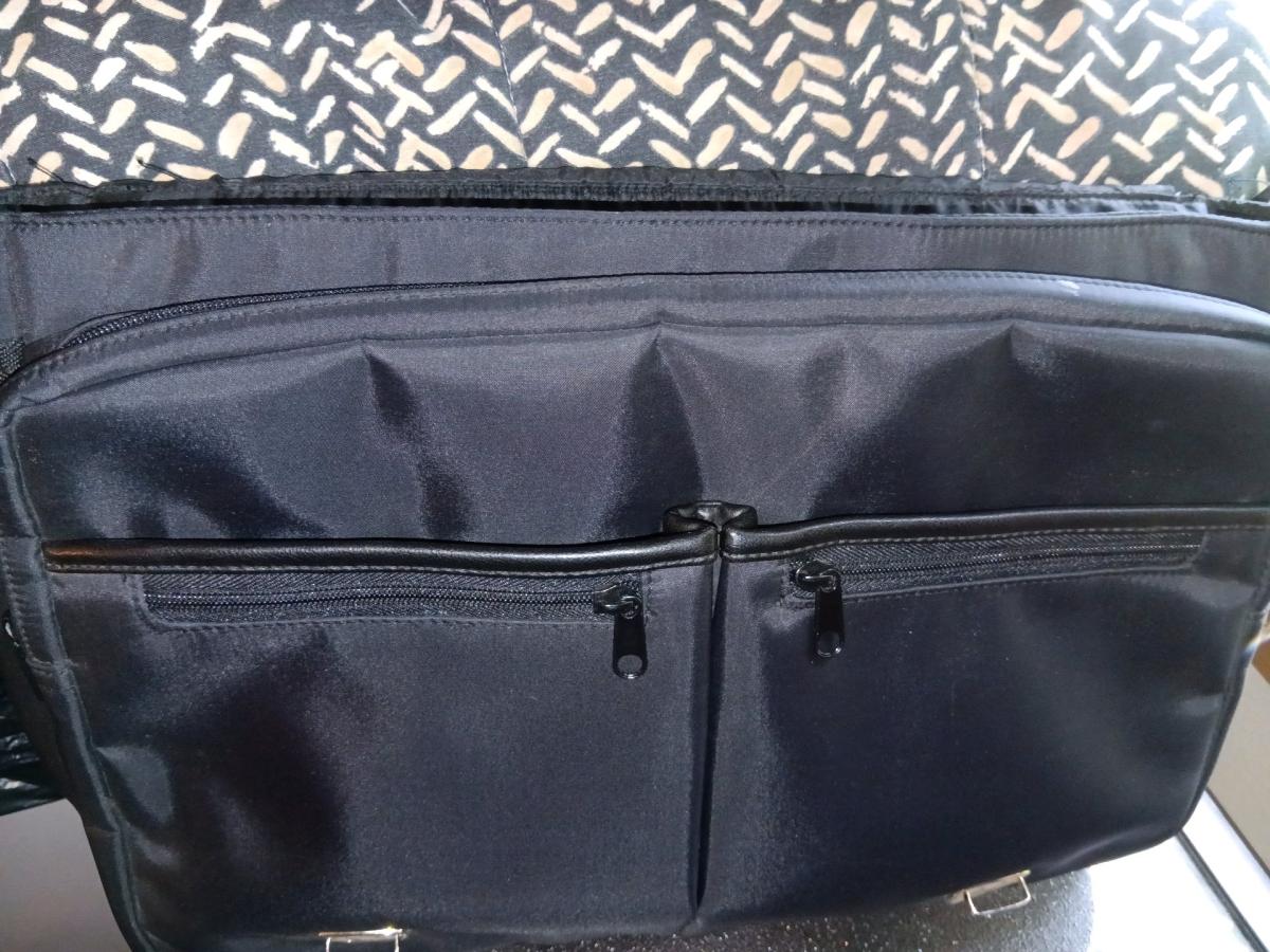 Frankie n Jonnie computer bag - Jefferson, Wisconsin - FleaMarketBay