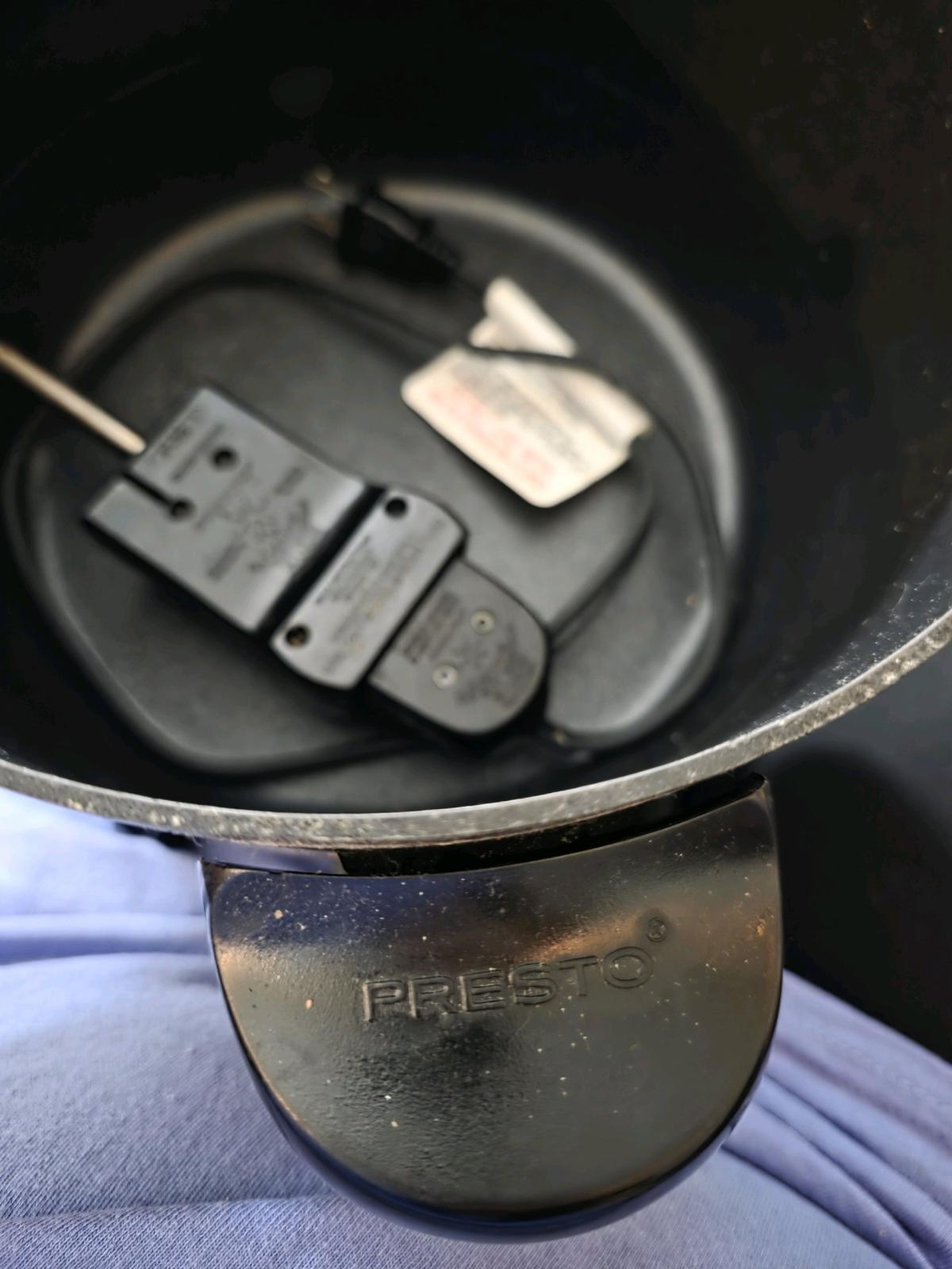 Presto fryer and steamer without basket - Fort Worth, Texas - FleaMarketBay
