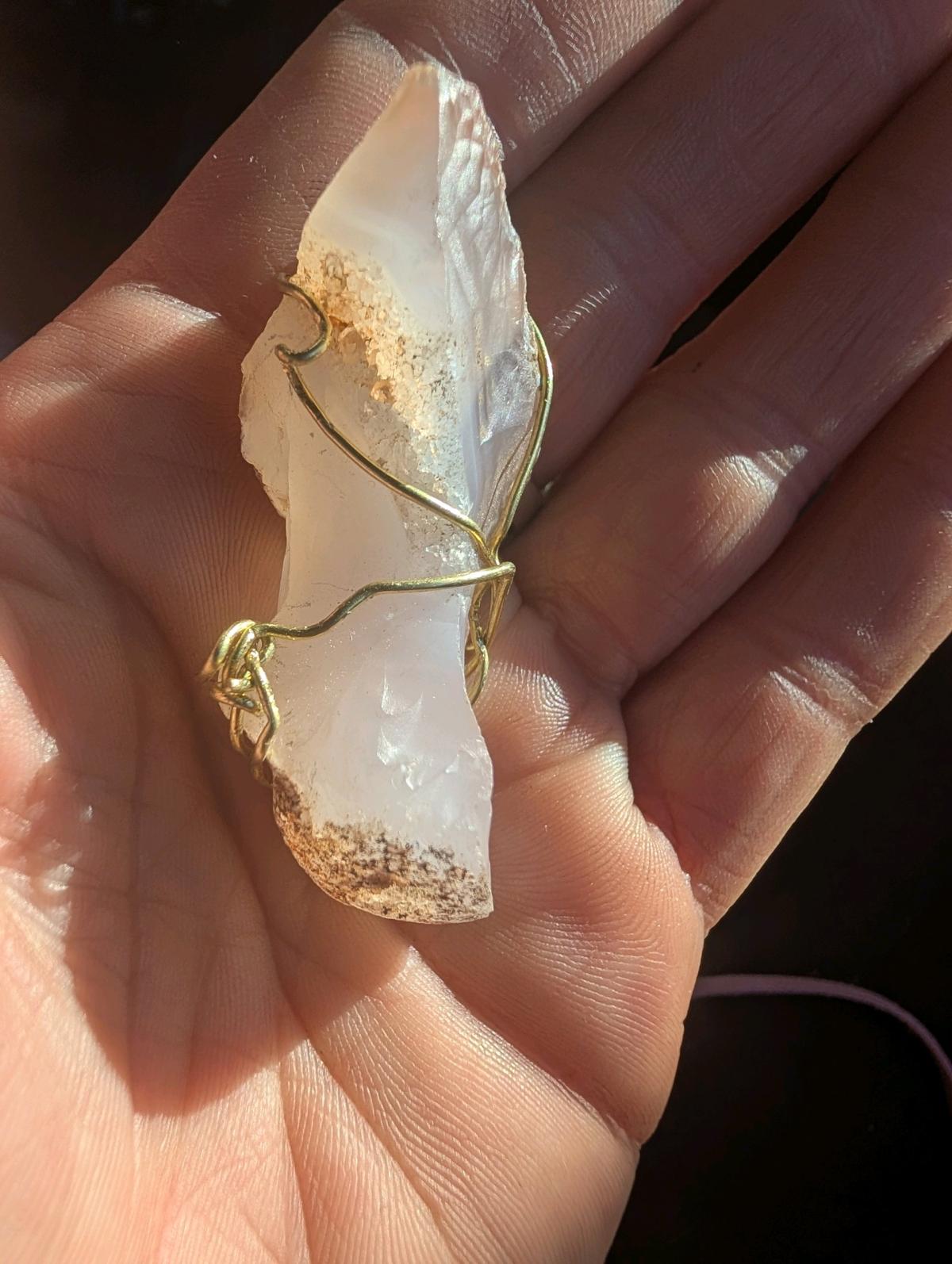 translucent chalcedony quartz - Dallas, Oregon - FleaMarketBay