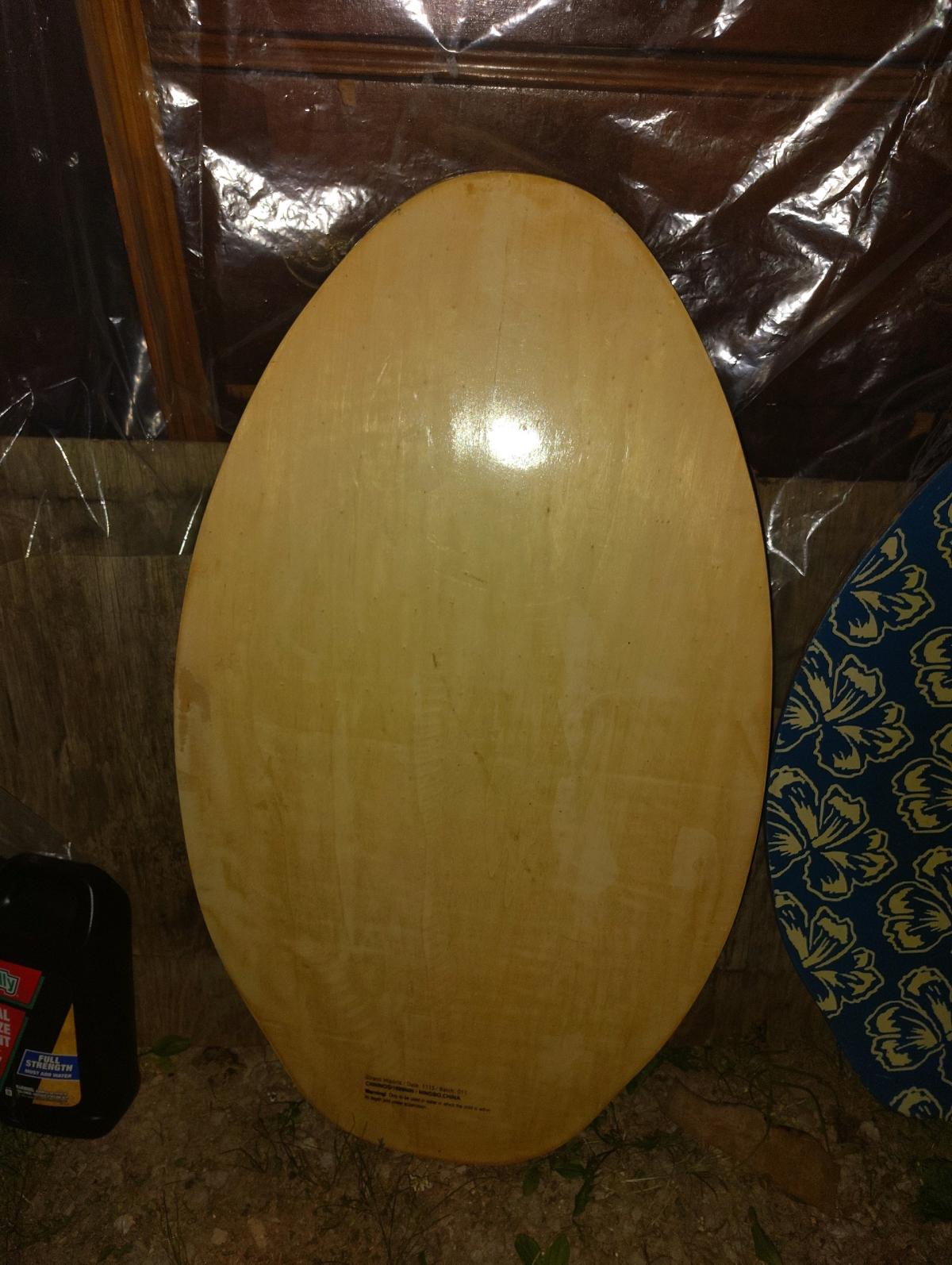 Wave Action Skin board - Lenoir City, Tennessee - FleaMarketBay