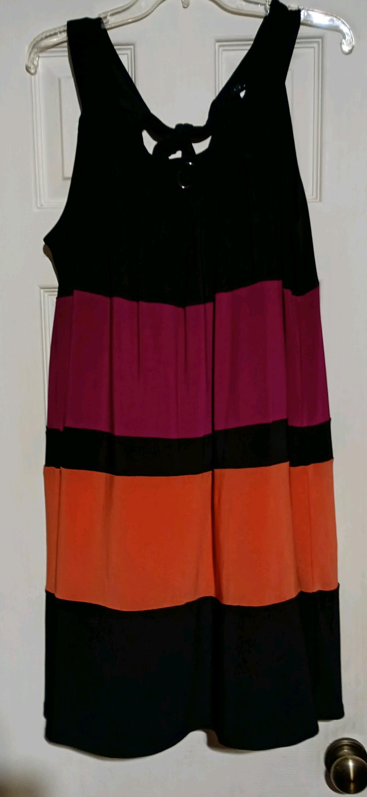 Tiana B colorful sleeveless dress - Laurel, Mississippi - FleaMarketBay