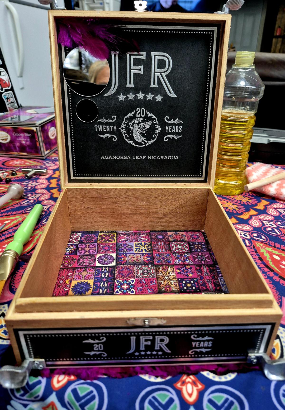 handmade cigar box purses not one is like the other - Fayetteville, North Carolina - FleaMarketBay