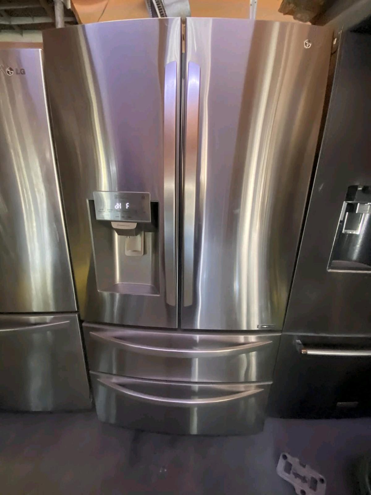 REFRIGERATOR LG 4 DOORS STAINLESS STEEL - Los Angeles, California - FleaMarketBay