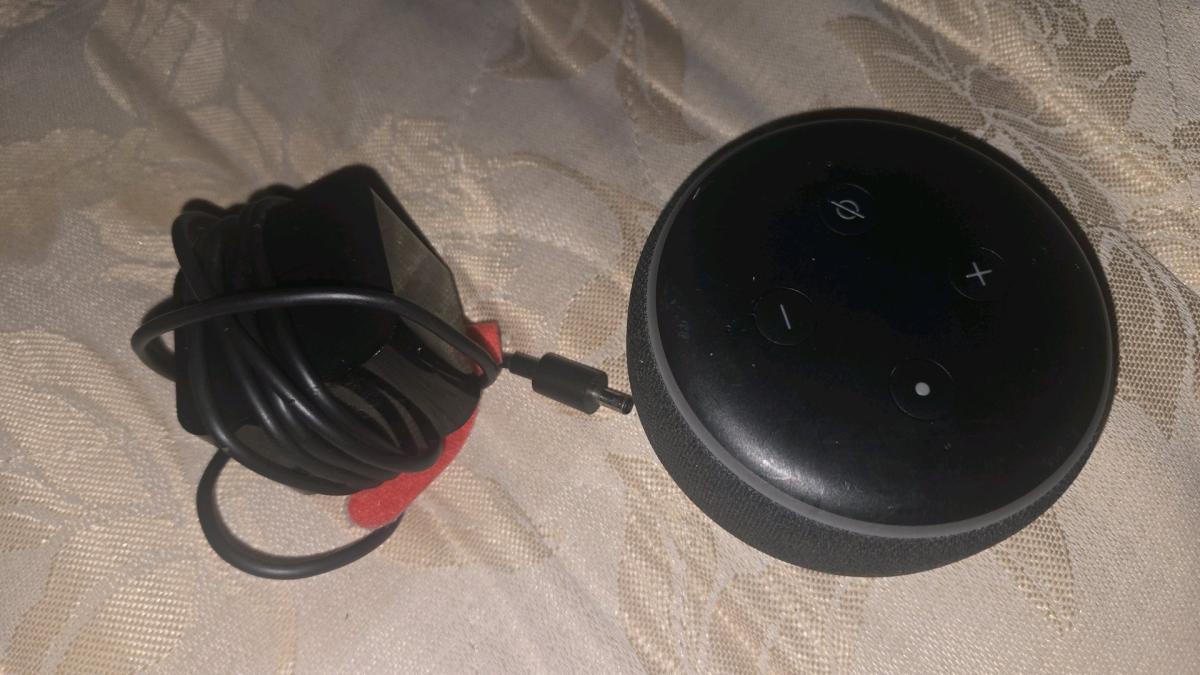 Amazon Alexa Smart Home Device - La Rue, Ohio - FleaMarketBay