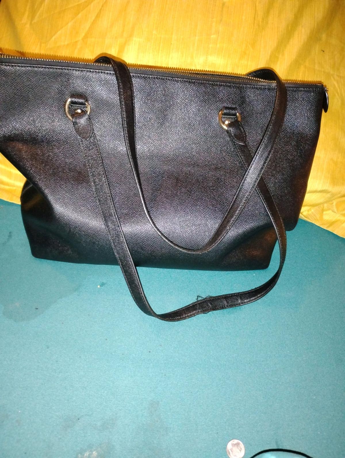 coach DKNY hand bags Antonio Melanie heels size 75 - Tampa, Florida - FleaMarketBay
