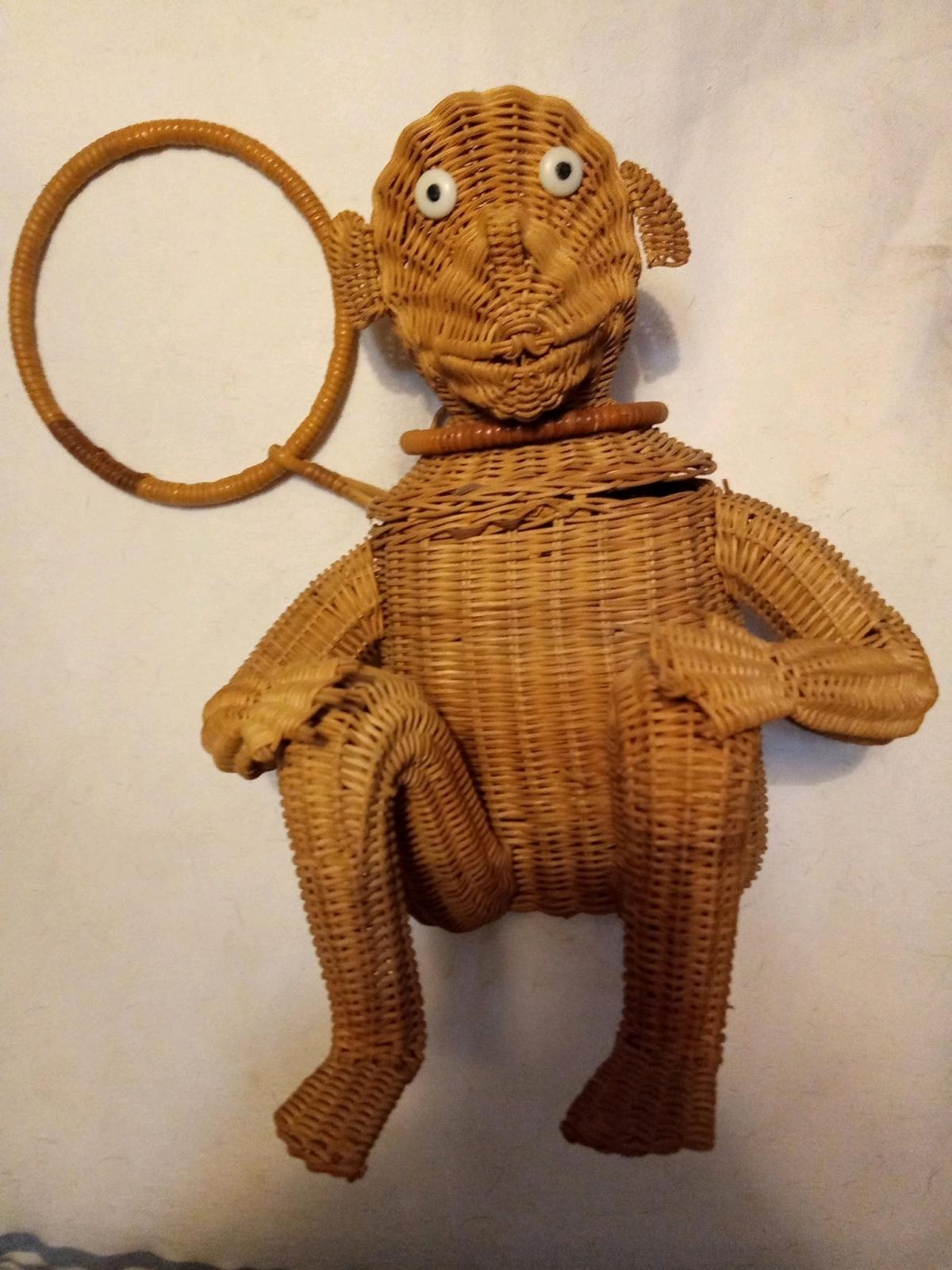 whimsical vintage hanging basket in shape of monkey like new - Tulsa, Oklahoma - FleaMarketBay