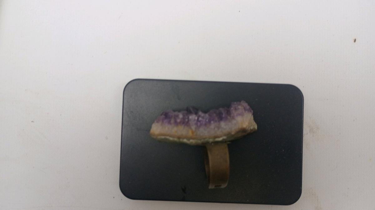 raw amethyst ring just a piece amethyst glued to a multisize - New Cumberland, West Virginia - FleaMarketBay