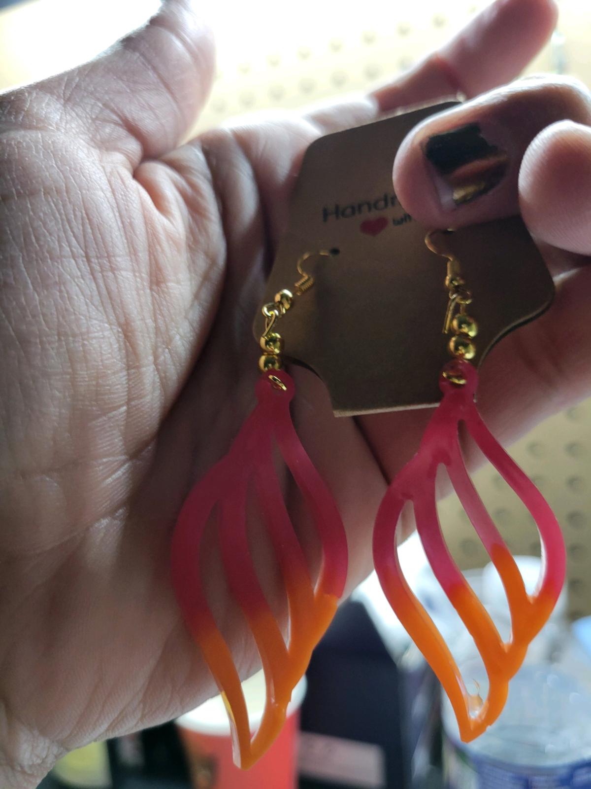 earrings - Lebanon, Pennsylvania - FleaMarketBay