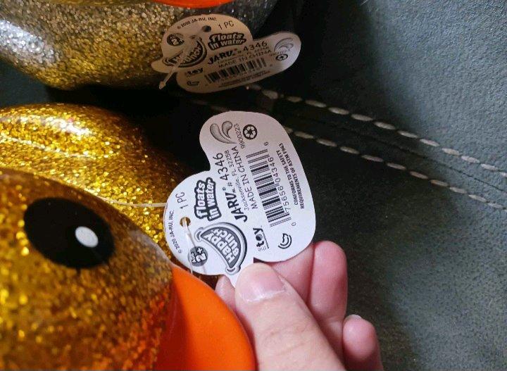 7in Glitter Ducks Pack of 6 - Grand Haven, Michigan - FleaMarketBay