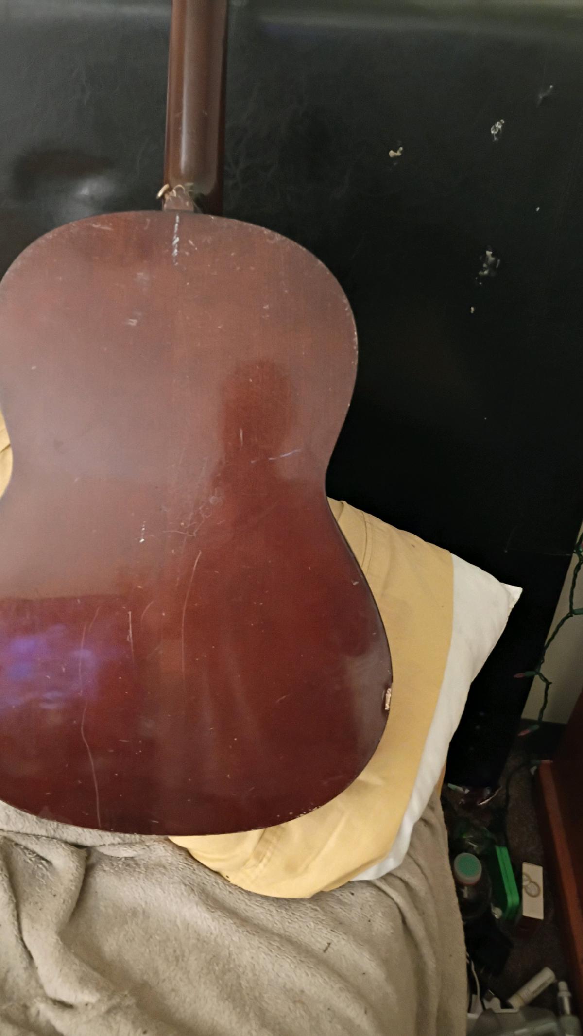 Yamaha FG 75 Red label acoustic guitar - Chicago, Illinois - FleaMarketBay
