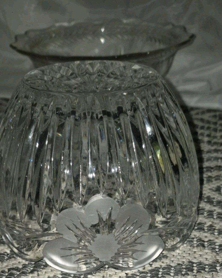 Vintage Cut Crystal Floral Scalloped Candy Dish Bowl - Le Sueur, Minnesota - FleaMarketBay