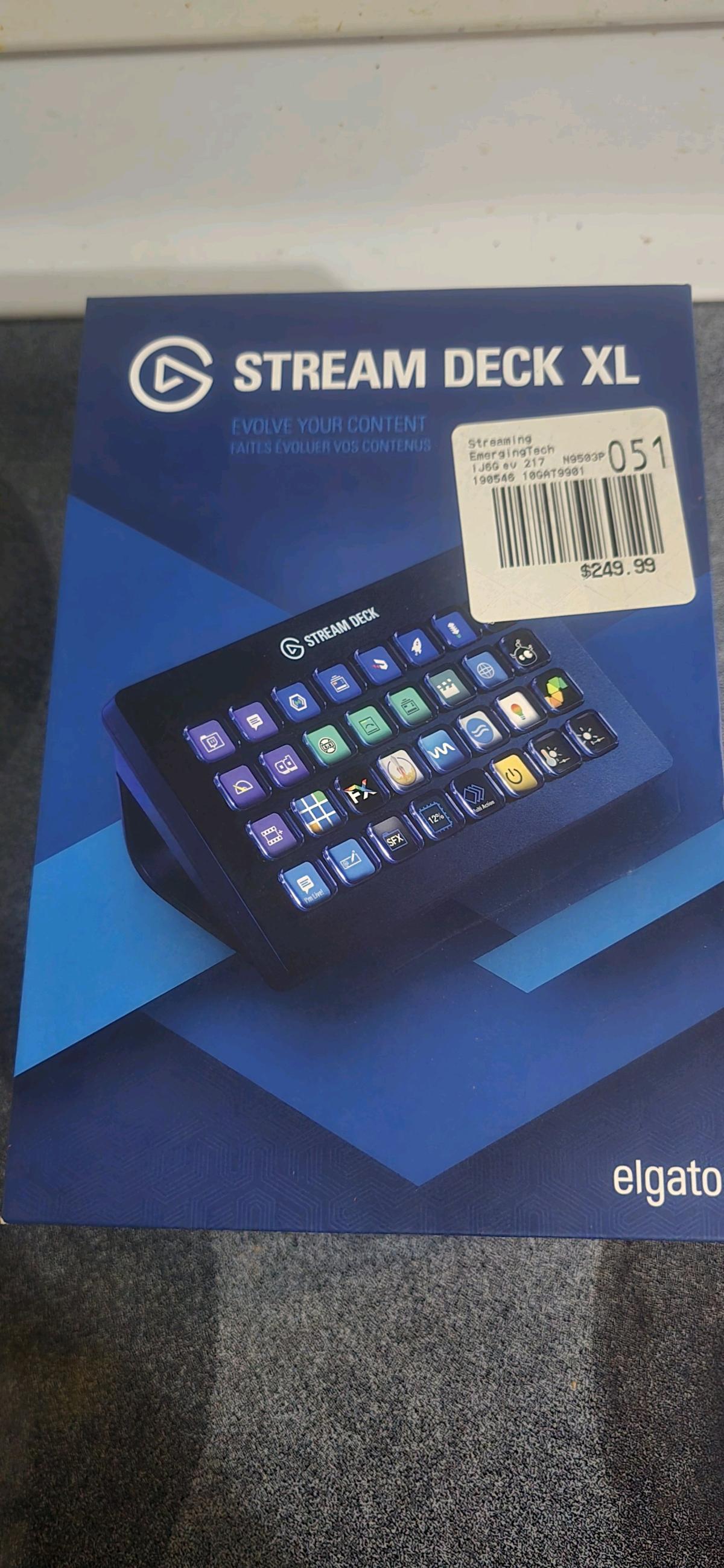 Stream Deck XL Barely Used great for streaming - Lorain, Ohio - FleaMarketBay