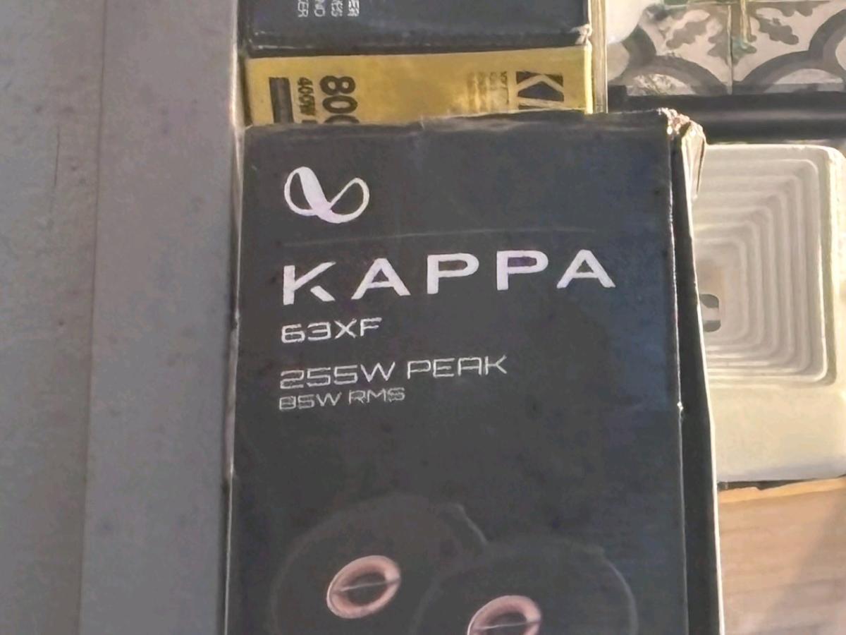 car speakers and amp - Maricopa, Arizona - FleaMarketBay