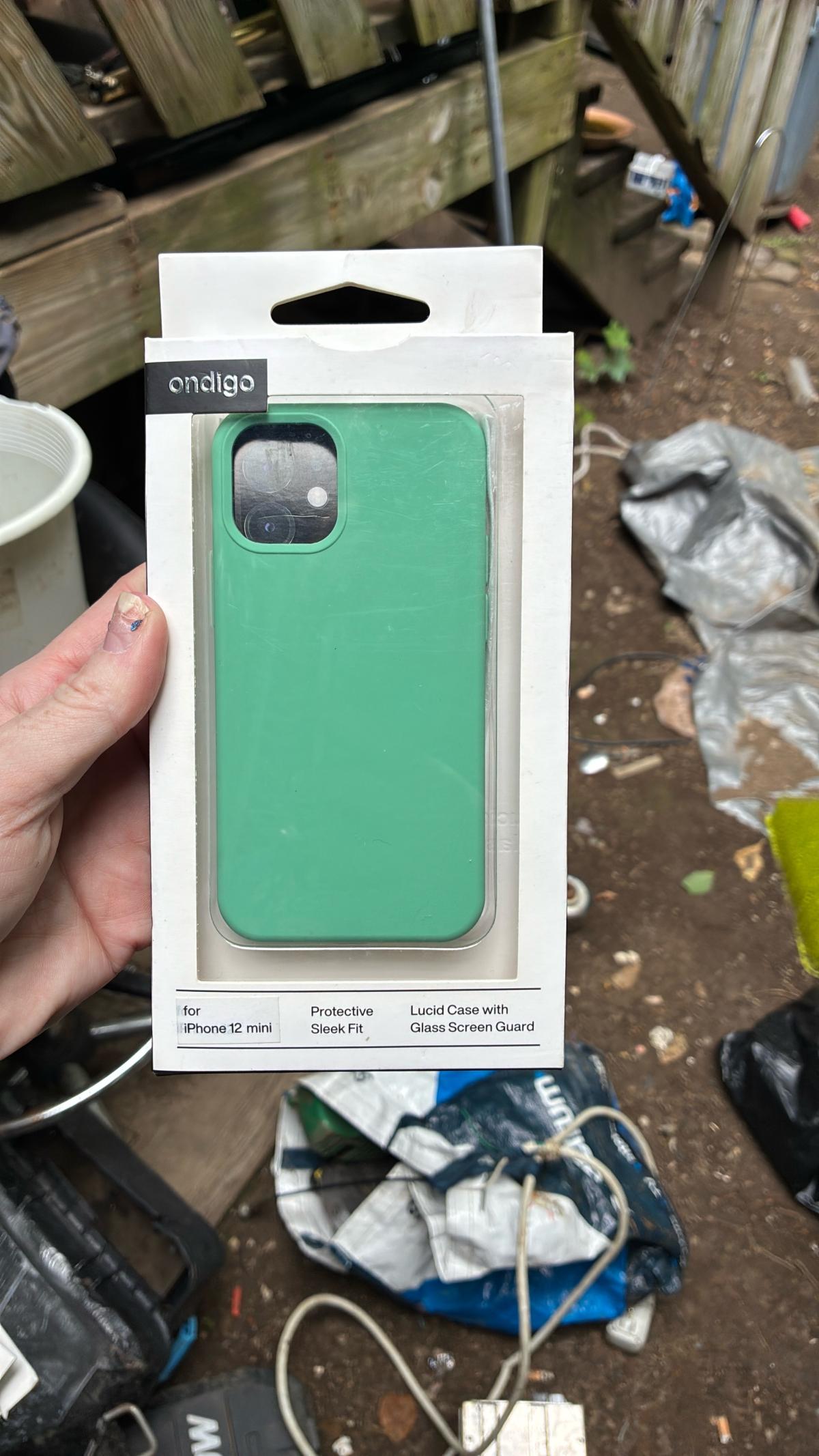 IPhone Caees - Lexington, Kentucky - FleaMarketBay